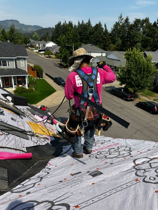 Residential roofing project in an Eugene Oregon neighborhood